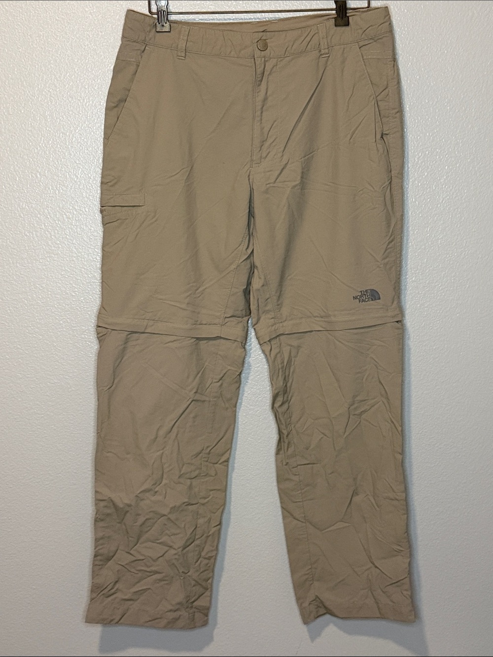 The North Face Men’s Zip-Off Cargo Hiking Pants - Tan size 34 (bin13)